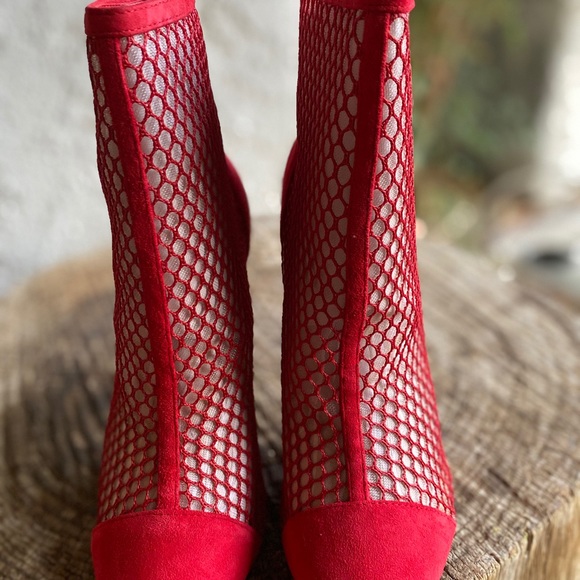 Tawny Dress Booties Size - Picture 4 of 9